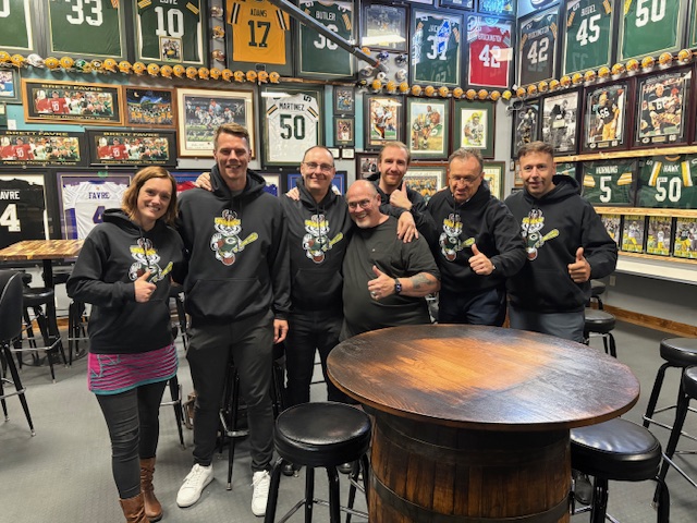  DJ's Goalpost Sports Bar and Grill