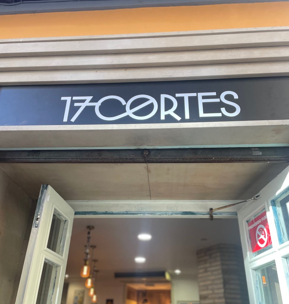 Bar 17 Cortes