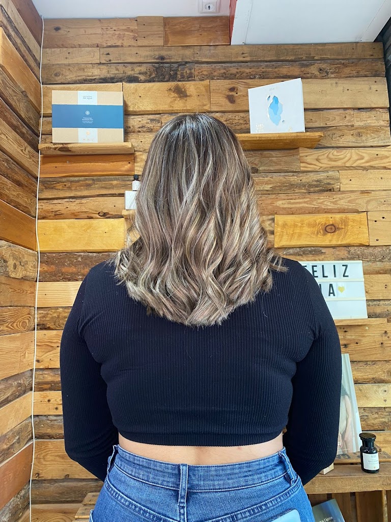 Monica Otero stylist ( Peluqueria y Estetica Organica Cornella )