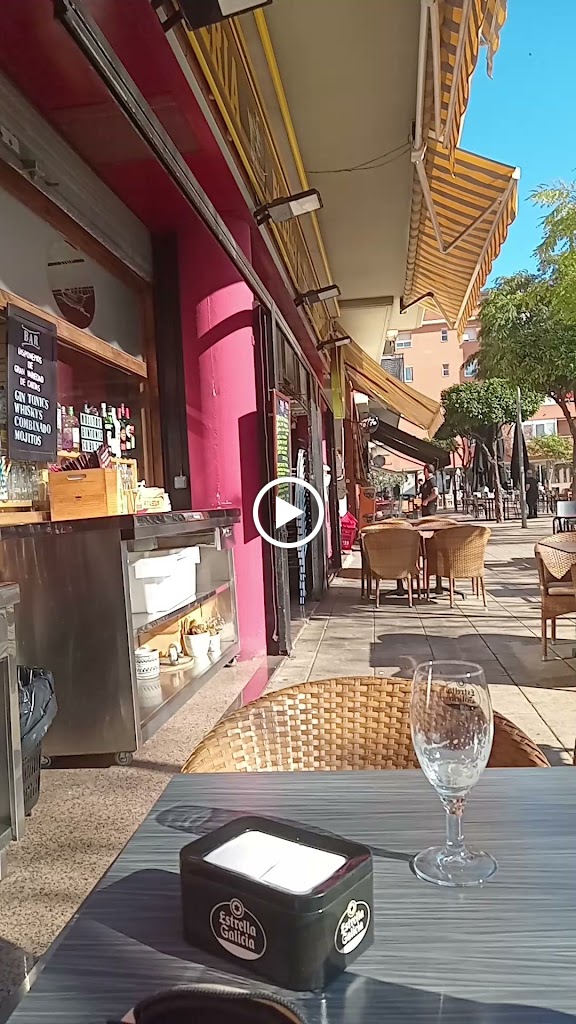 Cerveceria El Galeon — Videos