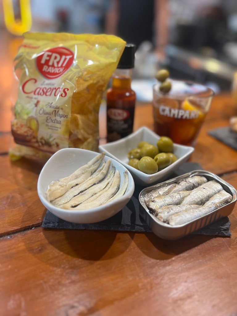 Blandae Bar — Comida y bebida