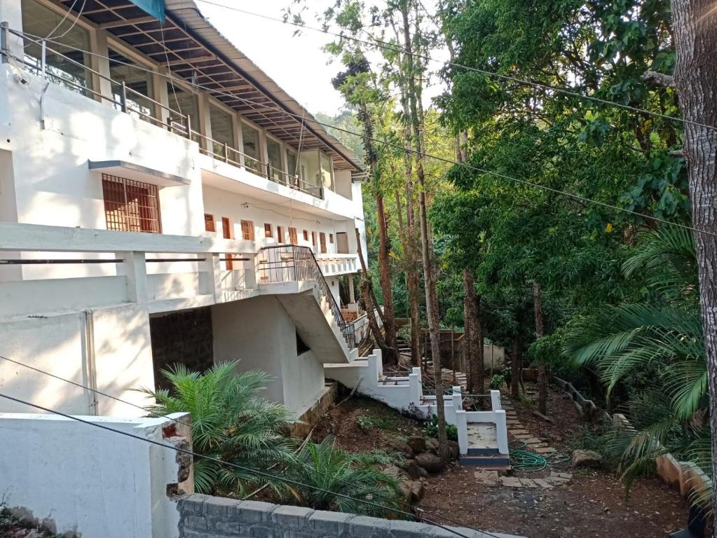 Varna Resorts