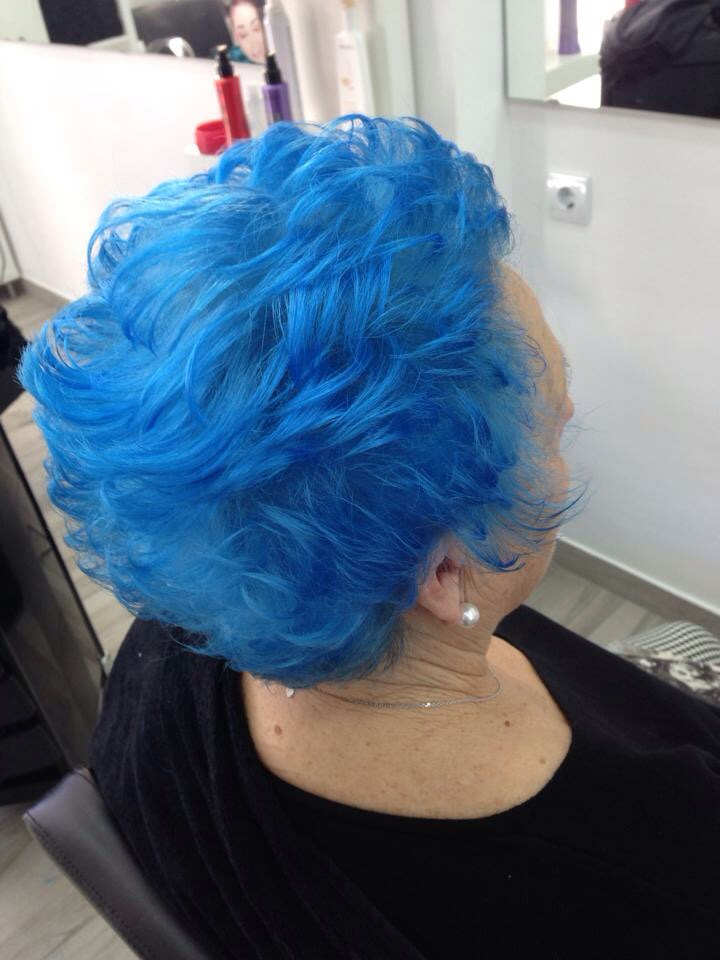 Peluqueria y Estetica Sabina — Peinado