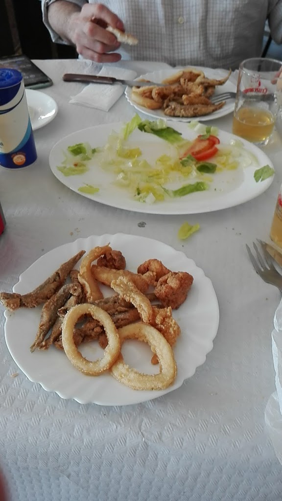 Hostal Bar San Pedro — Comida y bebida