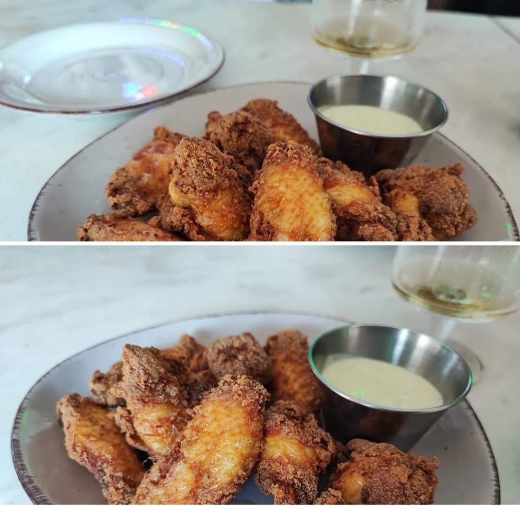 Bar Restaurante A Tu Gusto — Comida y bebida