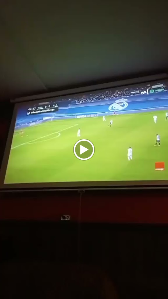 Cafe Reky — Videos