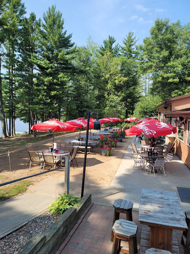  Pine Pointe Resort & Campground