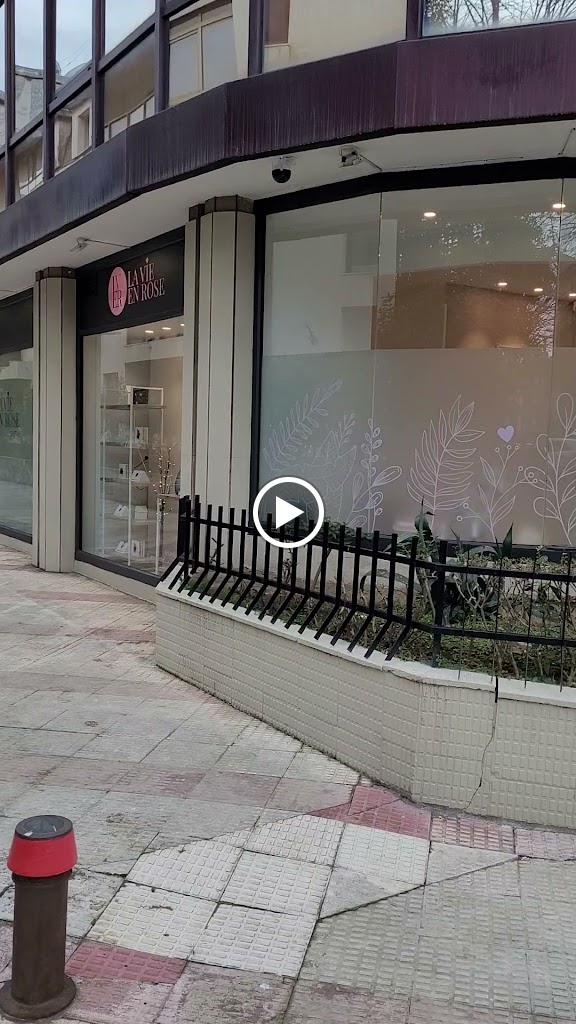 La Vie En Rose - Estetica — Exterior