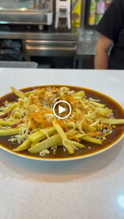 Restaurante Siglo 22. Desayunos, Raciones, Comida casera. — Videos