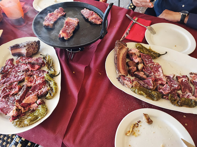 Restaurante La Cabana de Ardoz — Comida y bebida