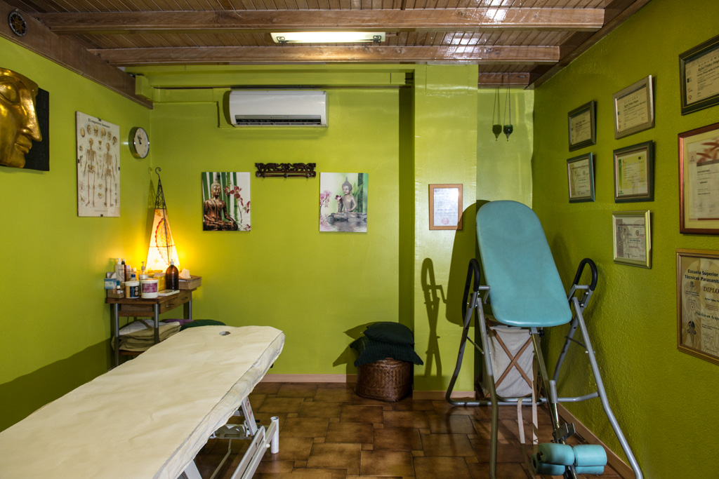 Ahimsa Masajes y Belleza