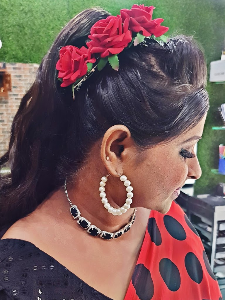 Kajal Herbal Beauty Parlour