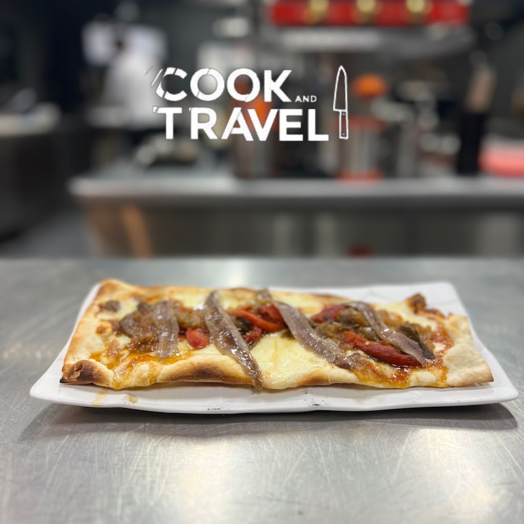 Restaurante Cook and Travel — Comida y bebida