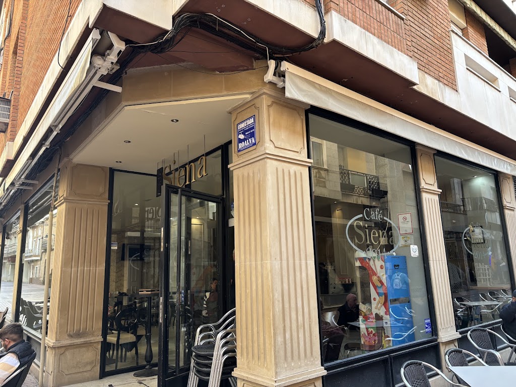 Cafeteria y desayunos Siena