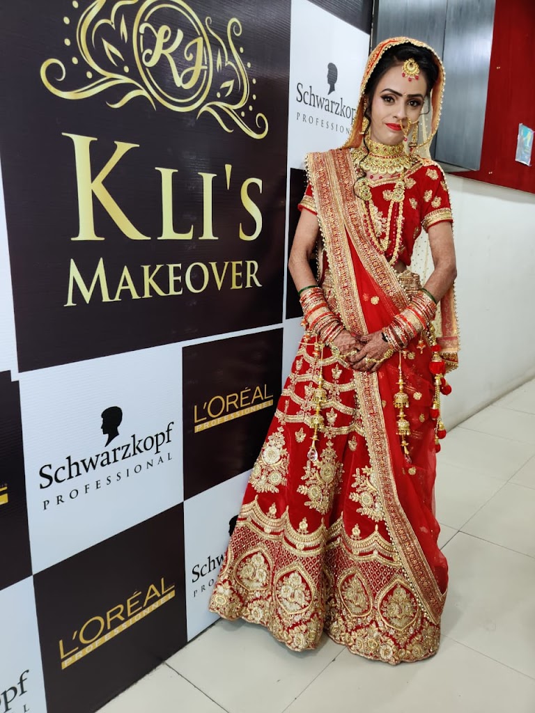 Kli S Makeover Professional Hair Makeup Artist