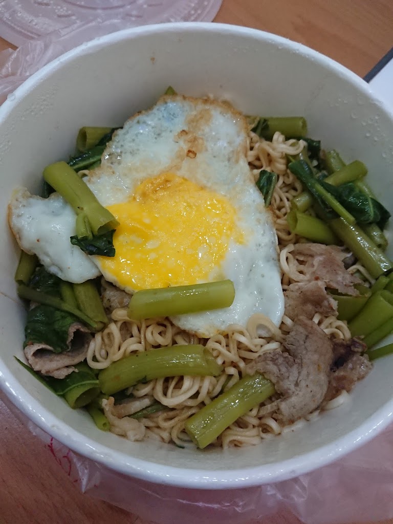 佳佳小吃飲料鍋燒 的照片