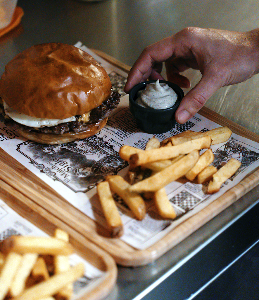 KSO Burger S'Agaro — Del propietario