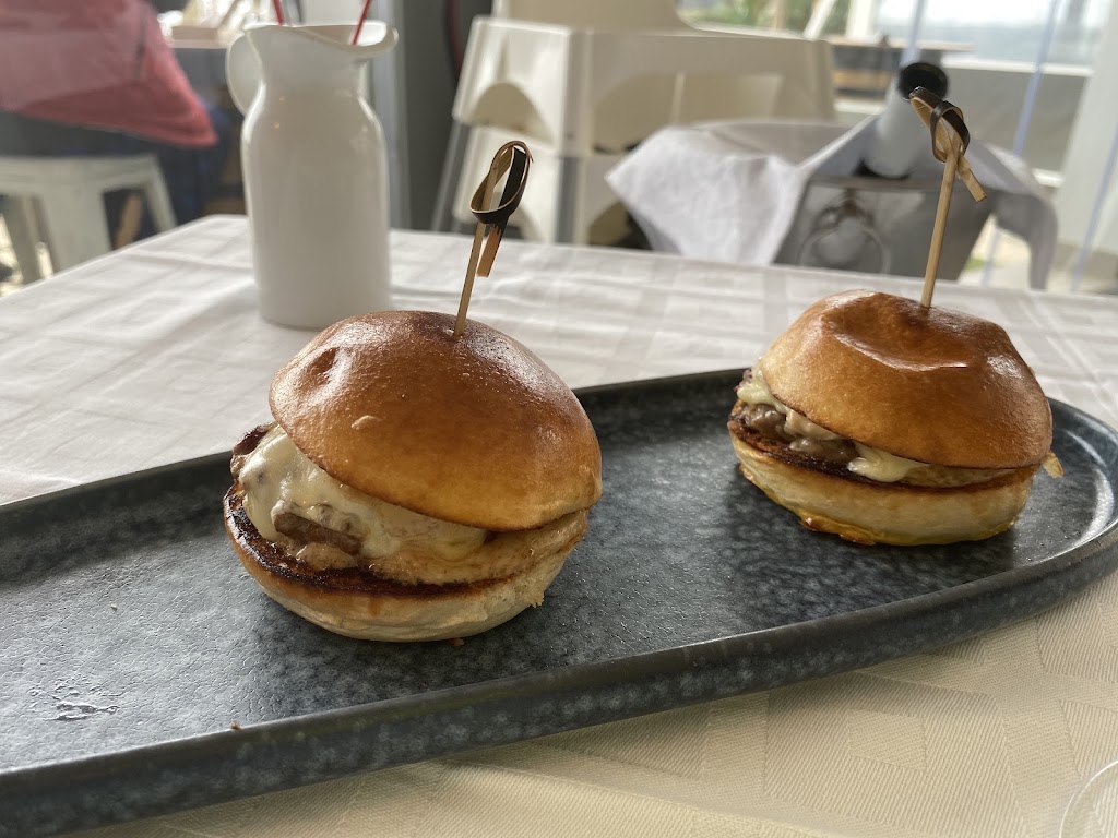 Restaurante Patanegra Playa — Comida y bebida