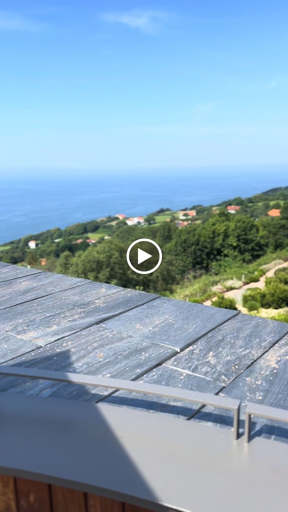 Patxi Troitino Terraza Cocktail Bar — Videos