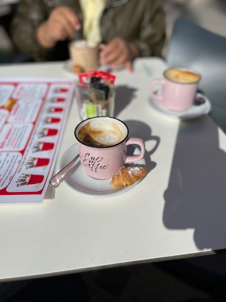 Bertie's Friends — Cortado