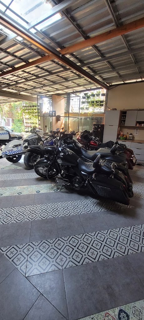 Eleven Bengkel moge dan harley