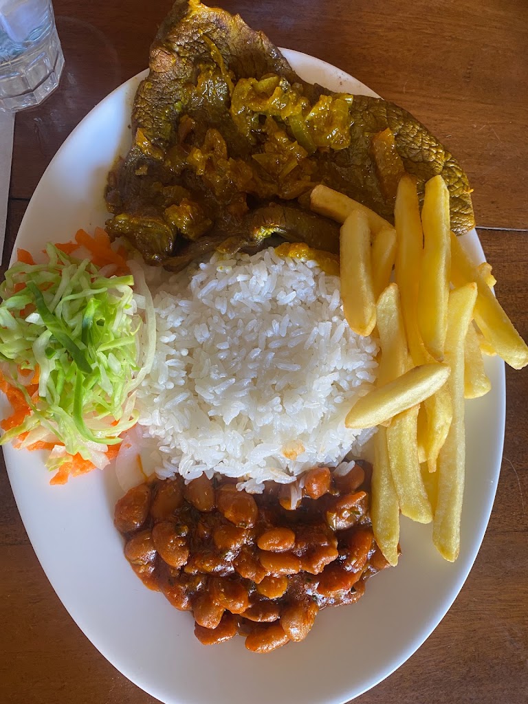 El Maizalb — Comida y bebida