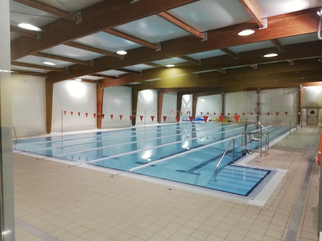 Piscina Cubierta de Bormujos