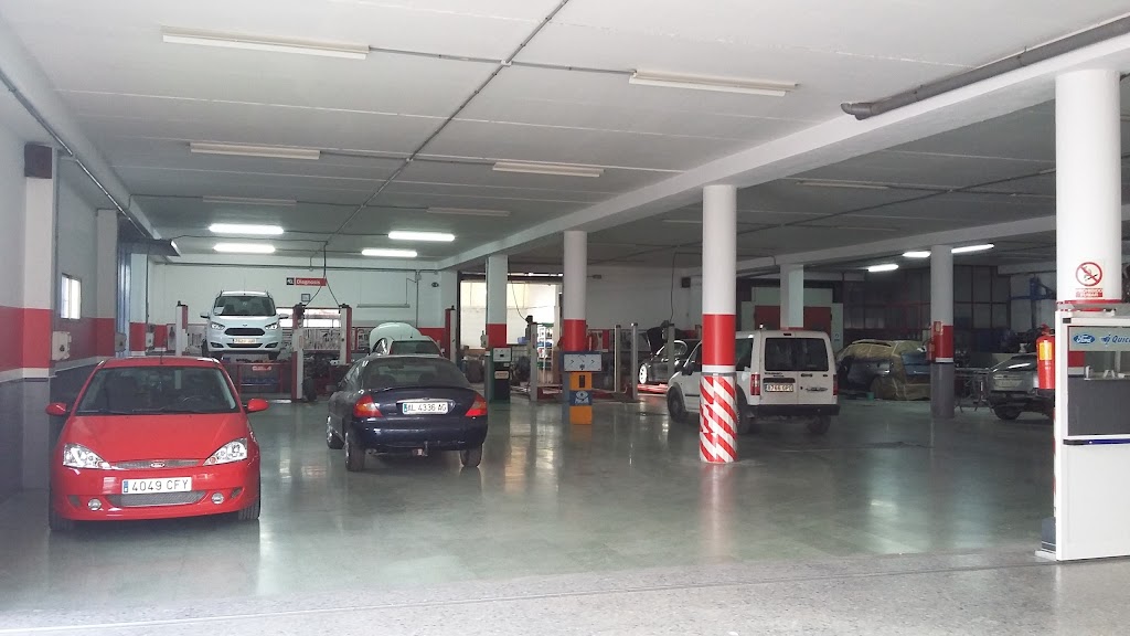 Moviz Surauto, S.L. FORD — Interior