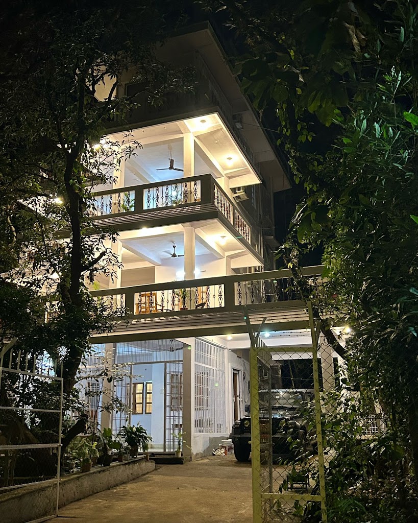The Roots Guesthouse Homestay
