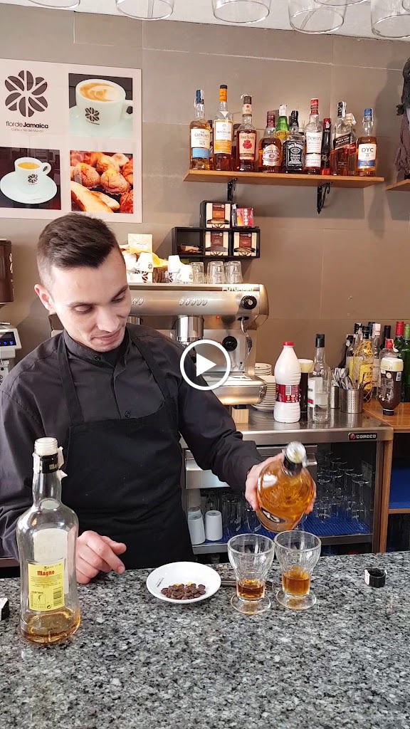 Moliere Resto-Bar & Grill — Ambiente