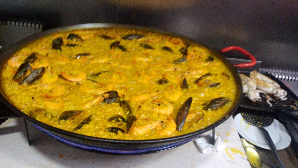 SEVILLANITO 3 LA CATEDRAL DE LA TAPA — Del propietario