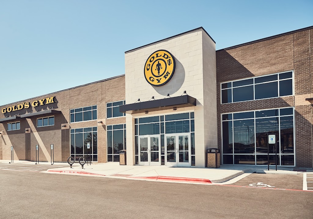  Gold's Gym San Antonio Medical Center