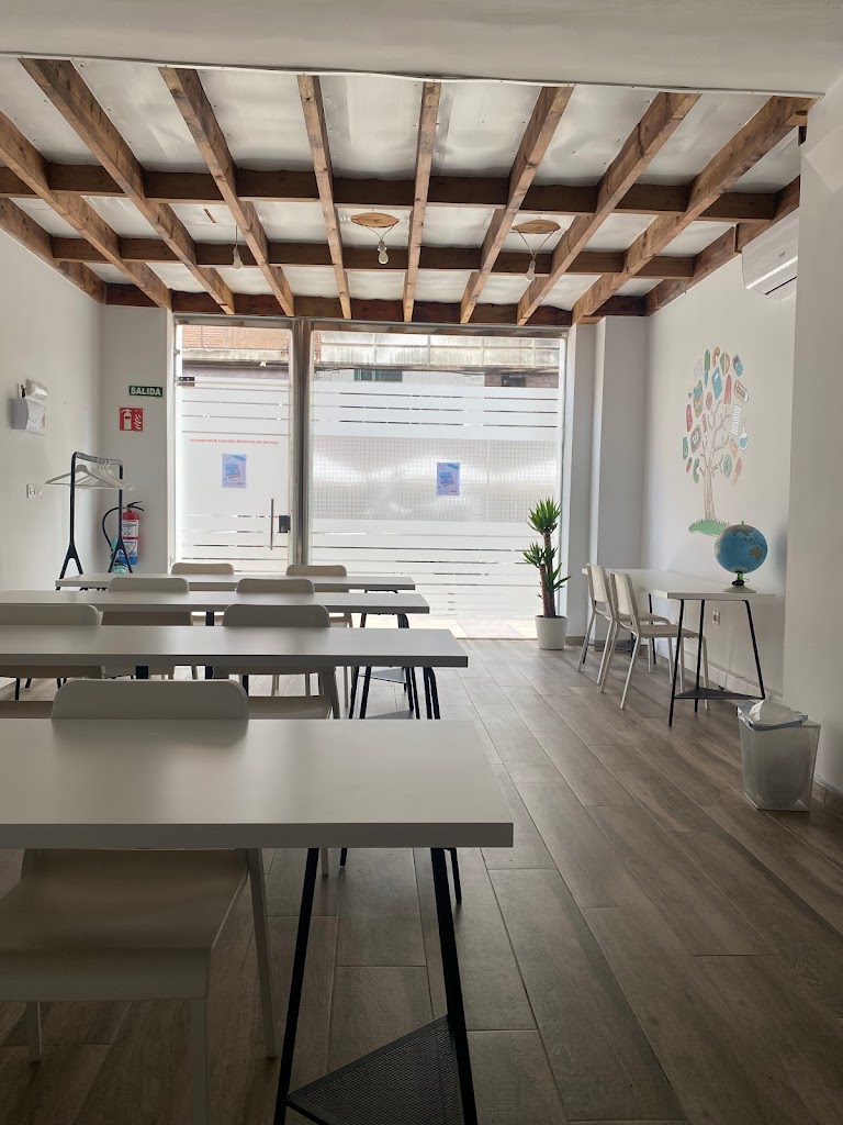 Centro de Estudios Adriana Bustamante