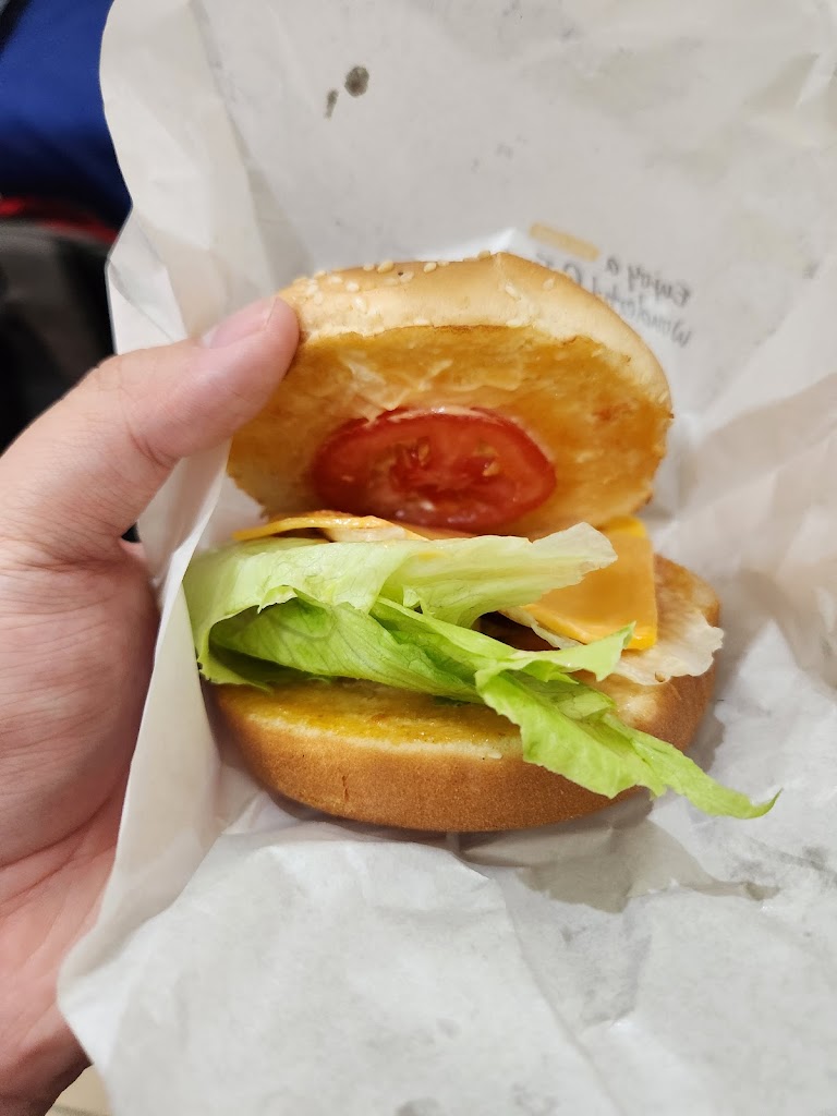 Q burger 汐止連興店 的照片