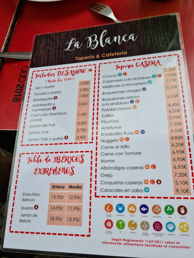 Cafeteria taperia La Blanca — Carta