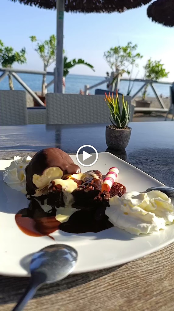 Restaurante Colonia SEA AND SAND — Videos