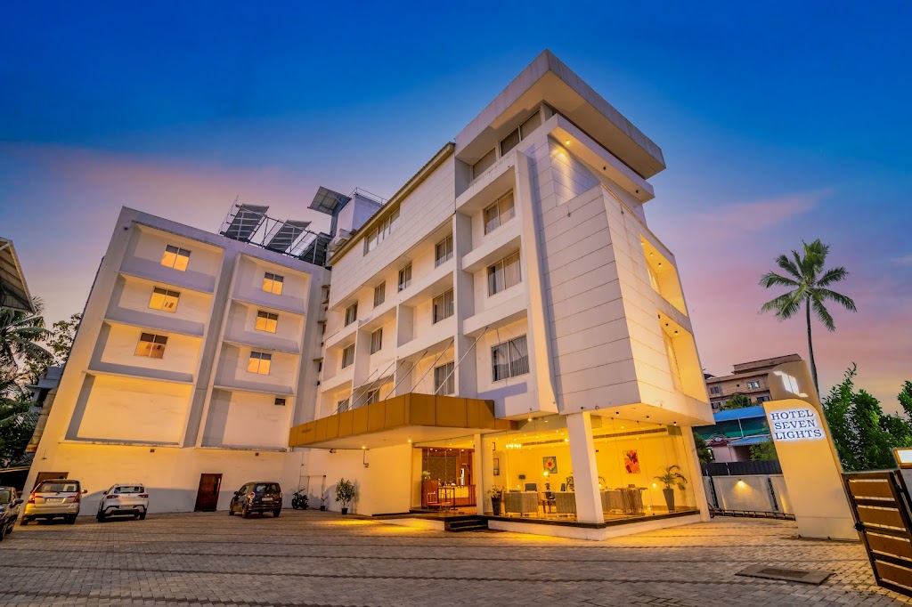 Hotel Seven Lights