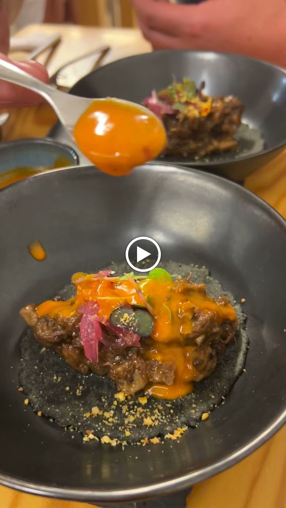 La Carpinteria gastrobar restaurante — Videos