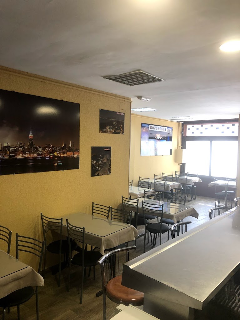 Bar Estrella Comida Latina