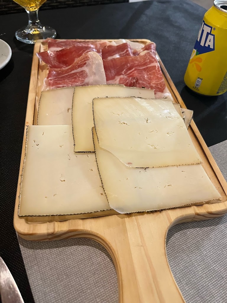 Pizzeria Oleastrum Cambrils — Comida y bebida