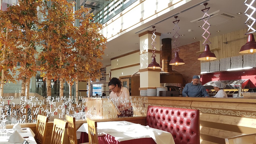 Restaurant La Tagliatella | Terrassa Placa — Ambiente