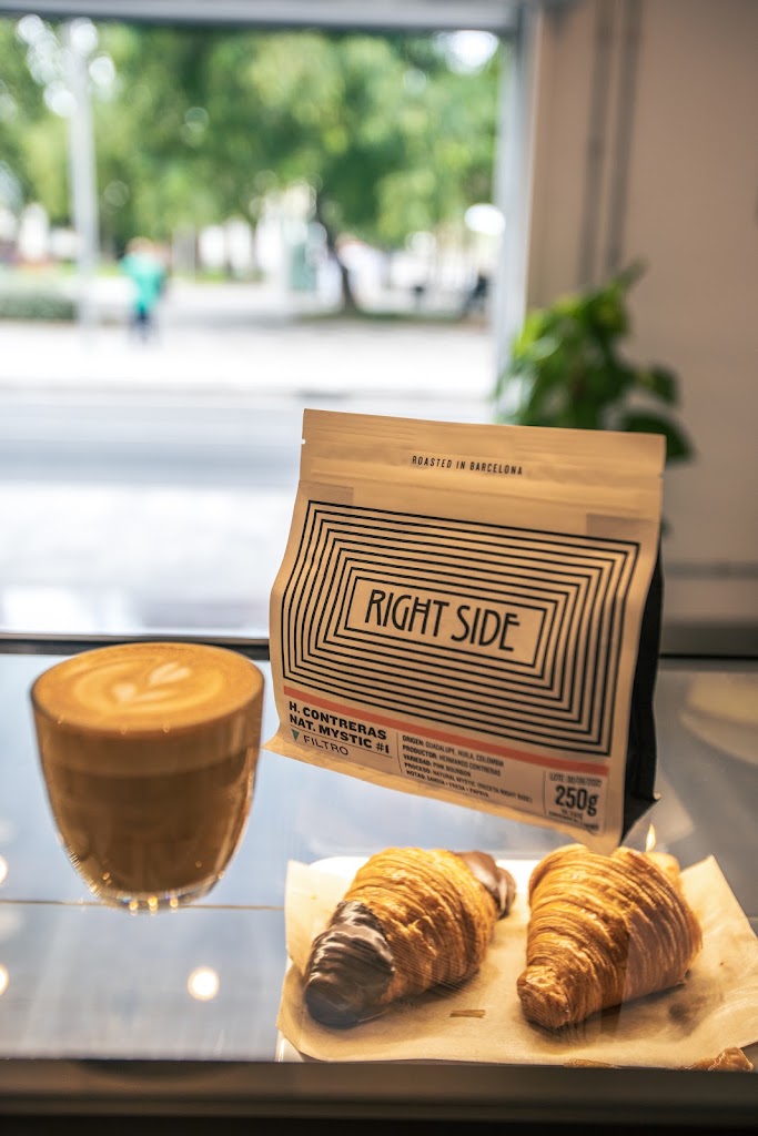 CUP Coffee Union Place — Comida y bebida