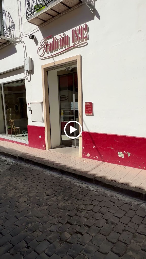 Pasteleria Tradicion 1892 — Videos