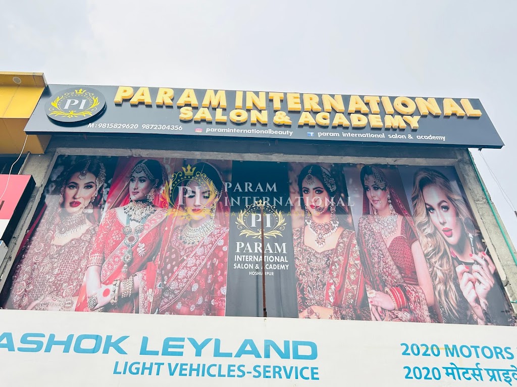 Param International Salon Academy In Hoshiarpur