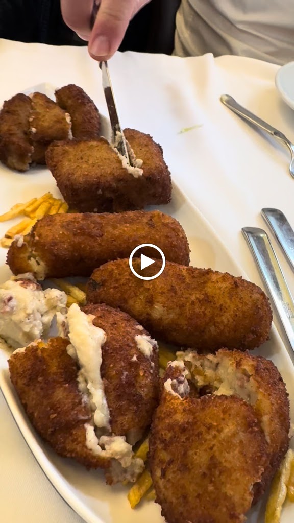 Casa de los Musso, Meson Restaurante — Videos
