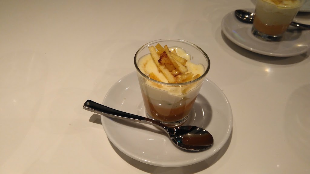 Atxur taberna — Comida y bebida
