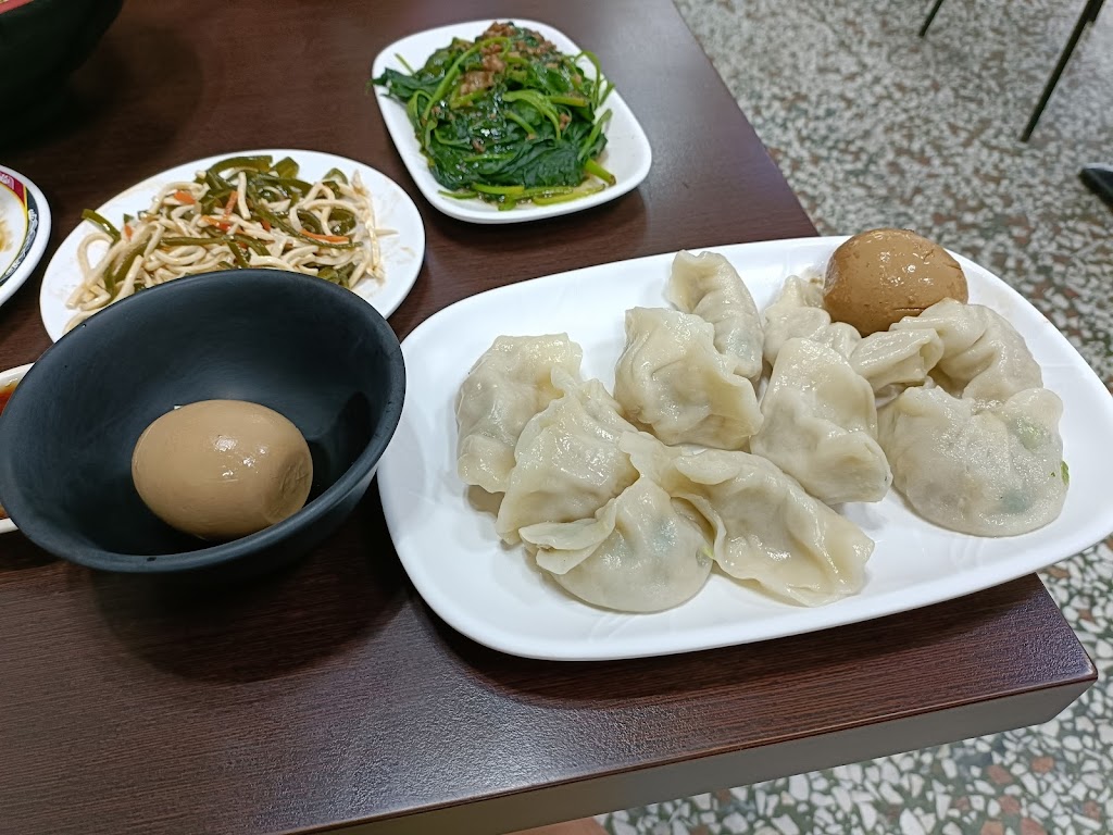 品饌麵食館 的照片