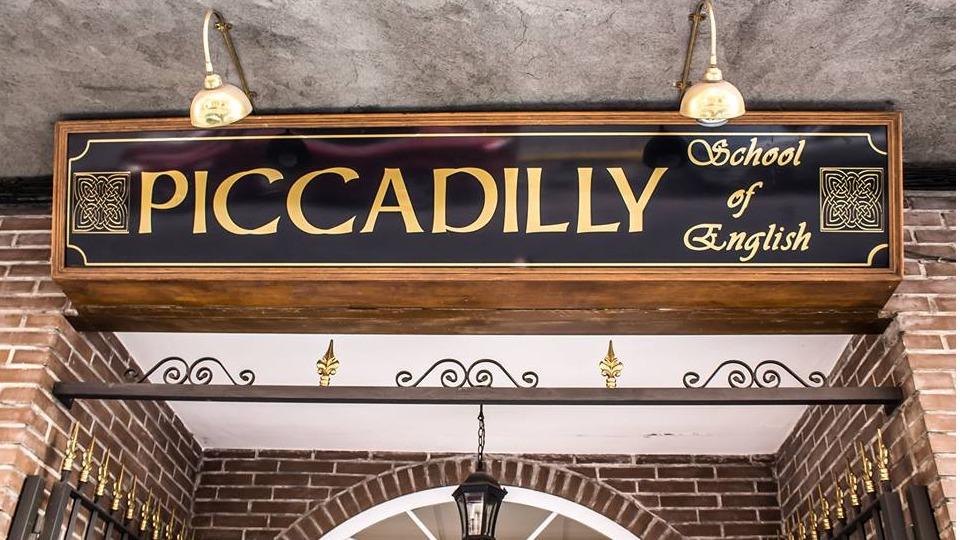 Piccadilly Idiomas