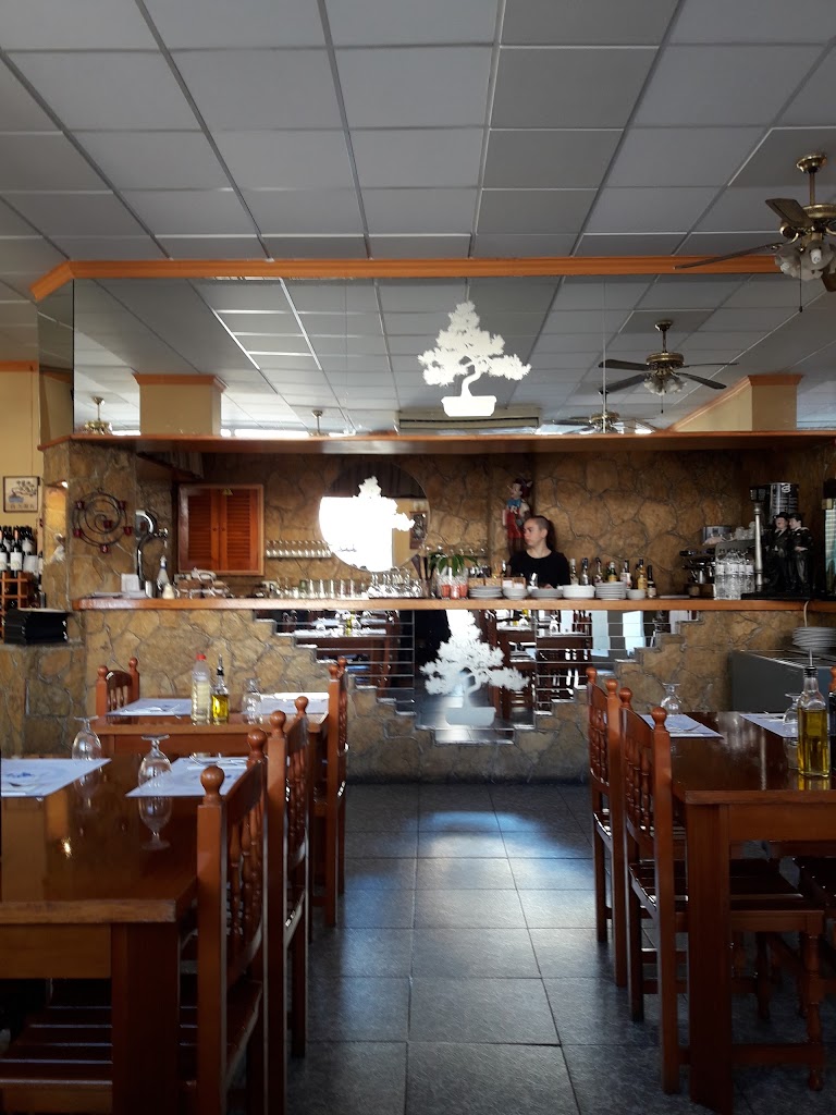 Restaurant Bonsai — Ambiente