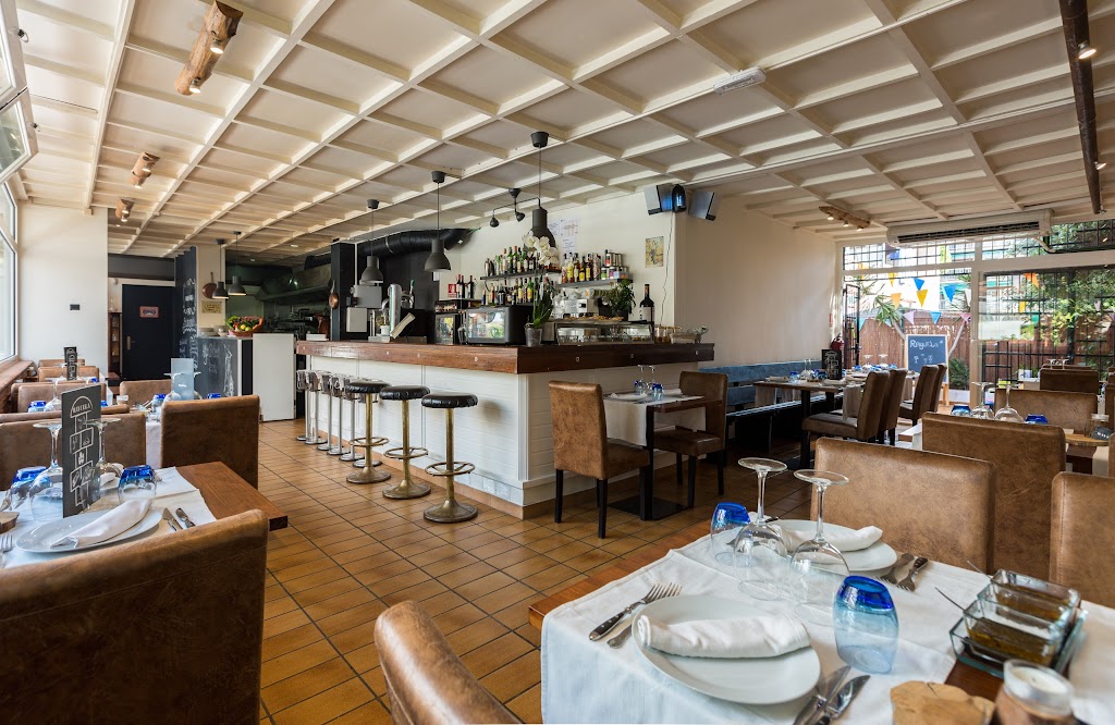 Rayuela resto & grill